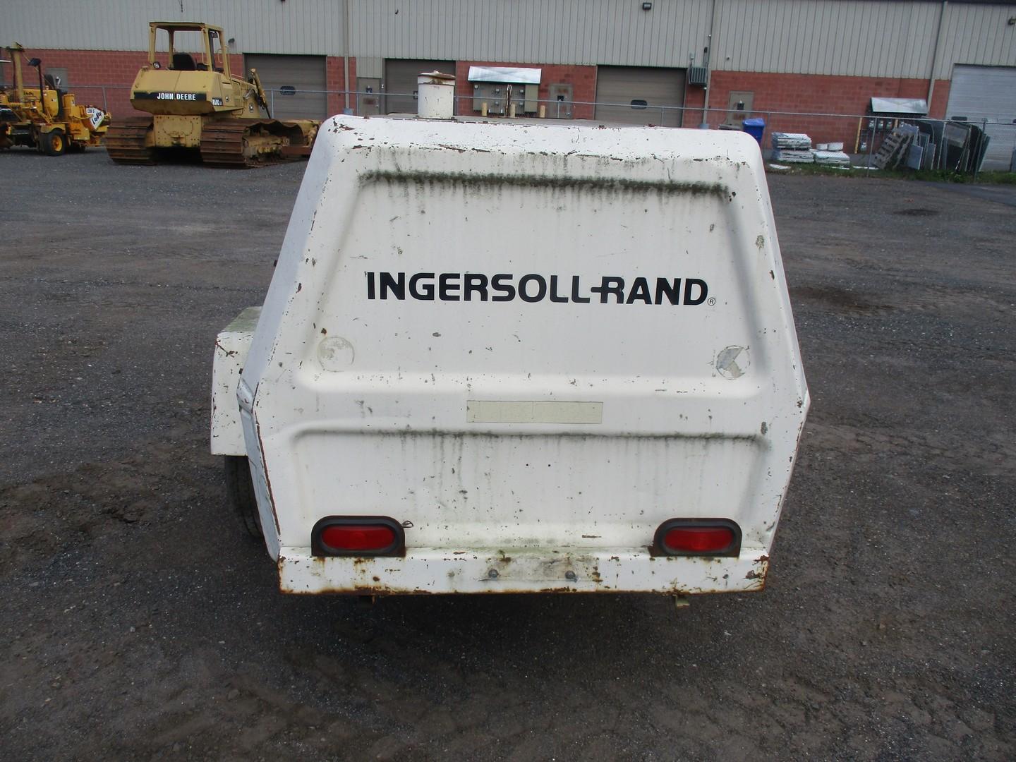 Ingersoll Rand 185 Tow Behind Air Compressor