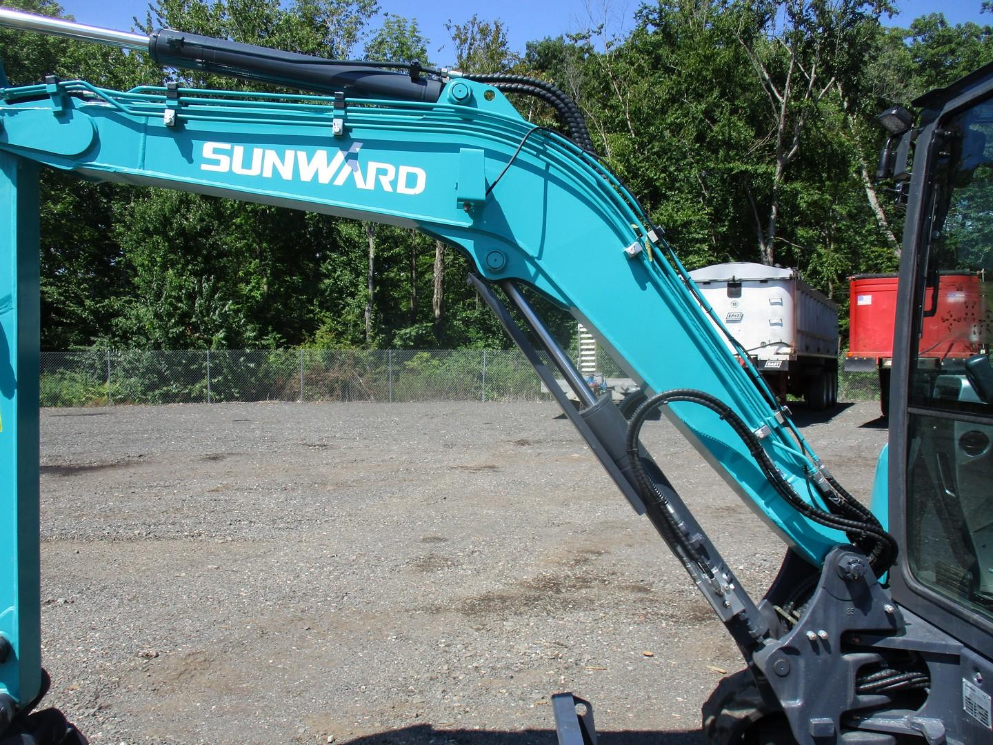 2022 Sunward SWE35UF Mini Excavator