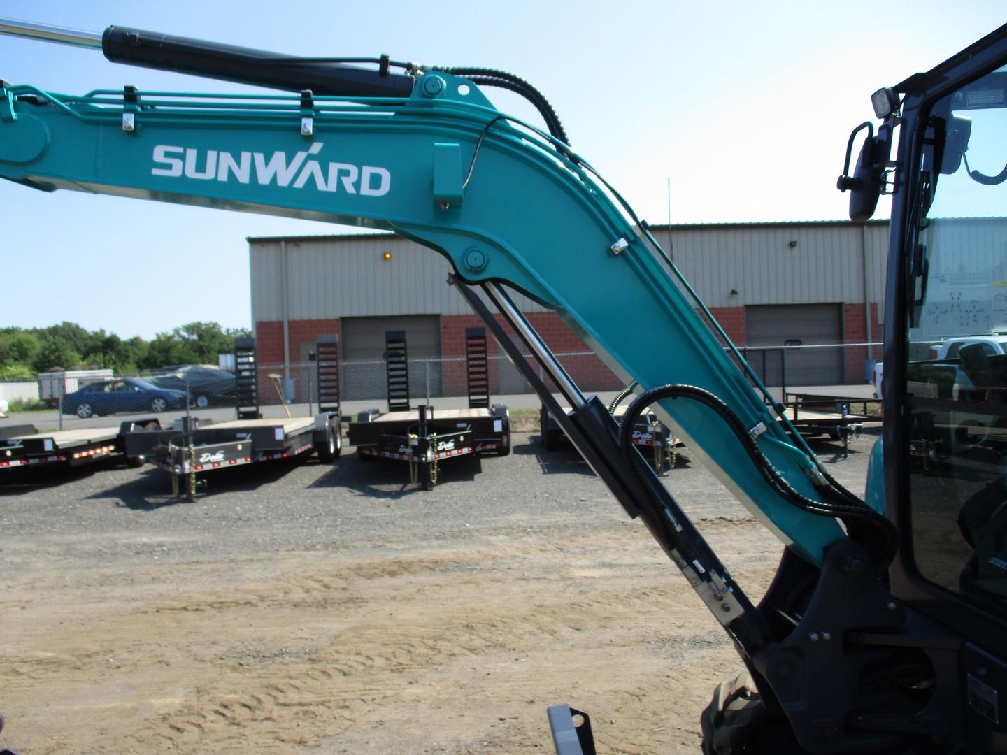 2022 Sunward SWE35UF Mini Excavator