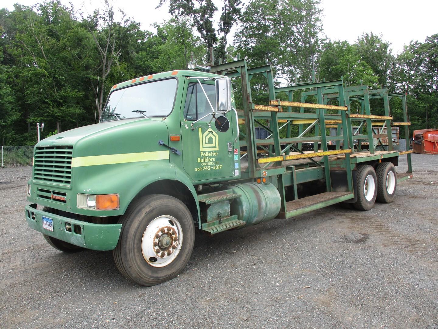 1991 International 8100 T/A Form Truck