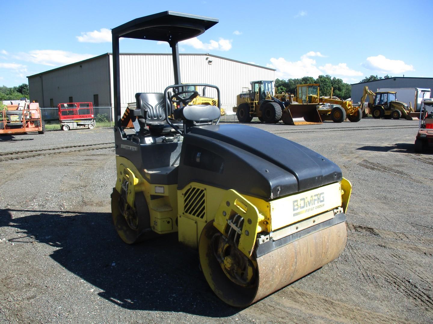 2011 Bomag BW120AD-4 Double Drum Vibratory Roller