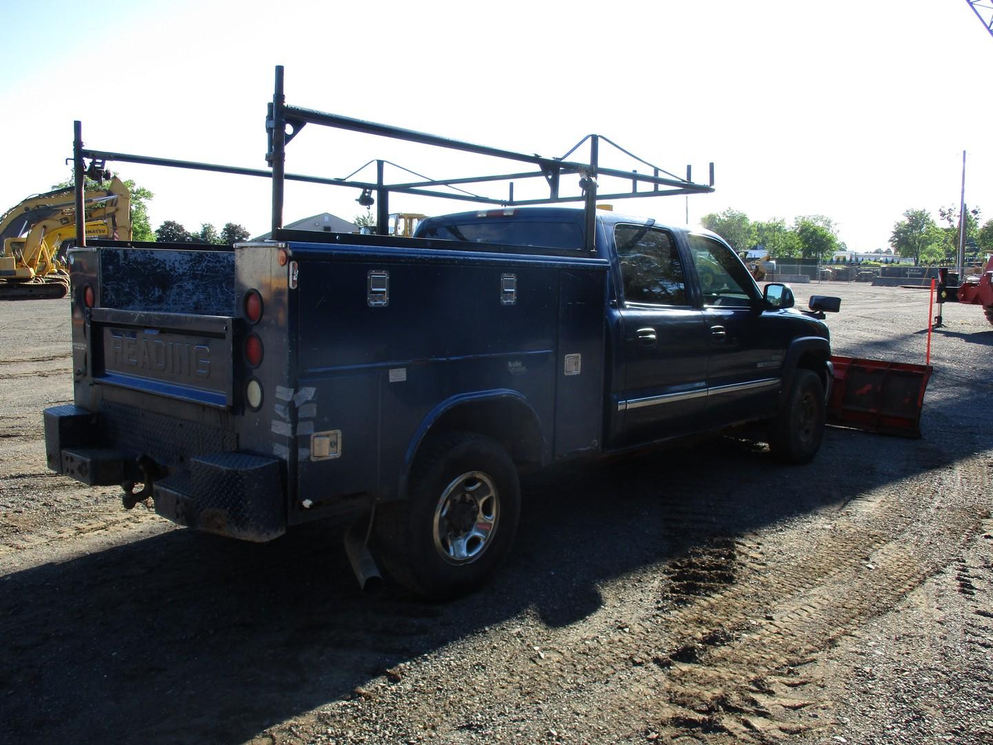 2002 GMC 2500HD Utility Body Truck