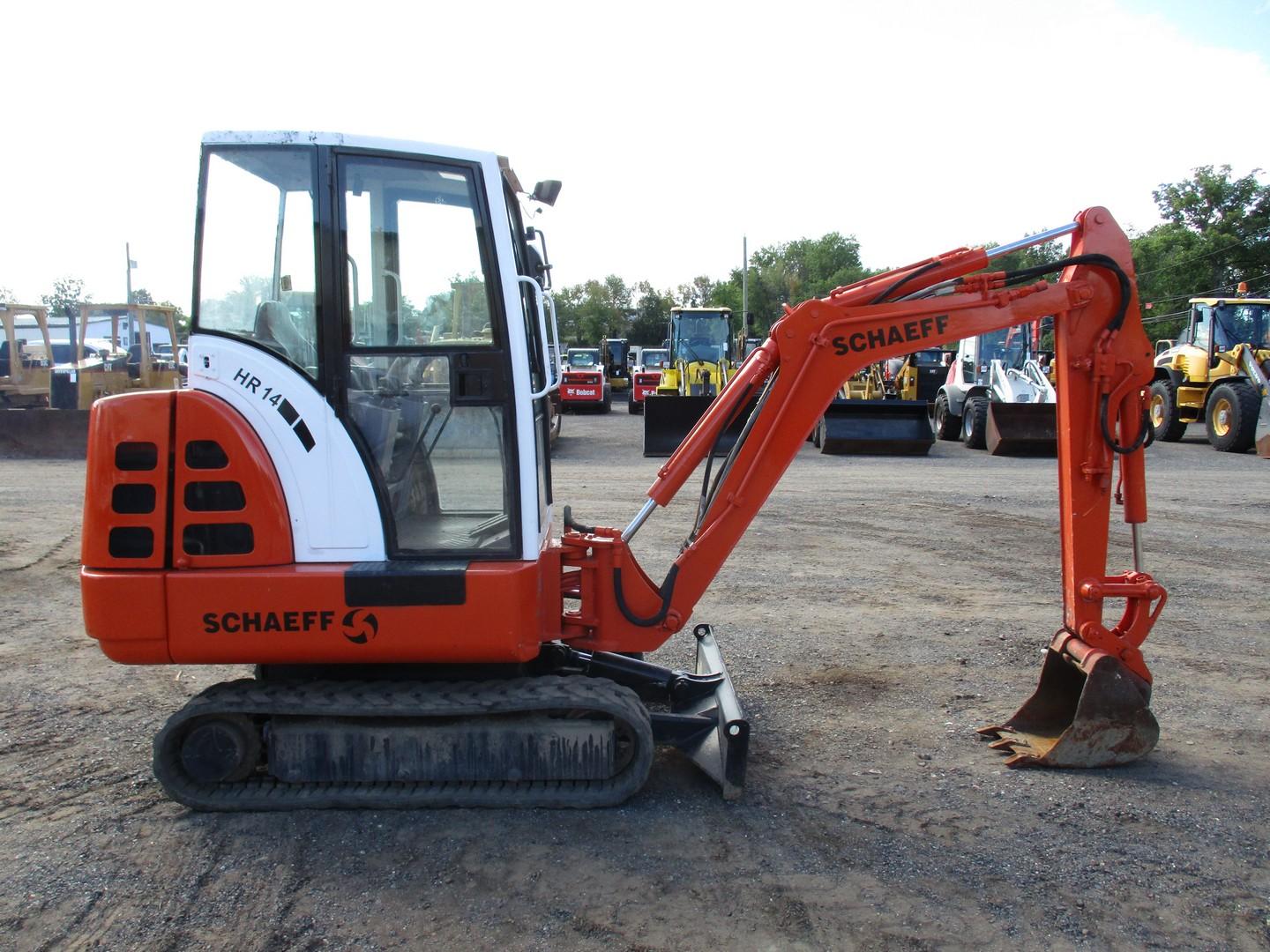 2001 Schaeff HR14 Mini Excavator