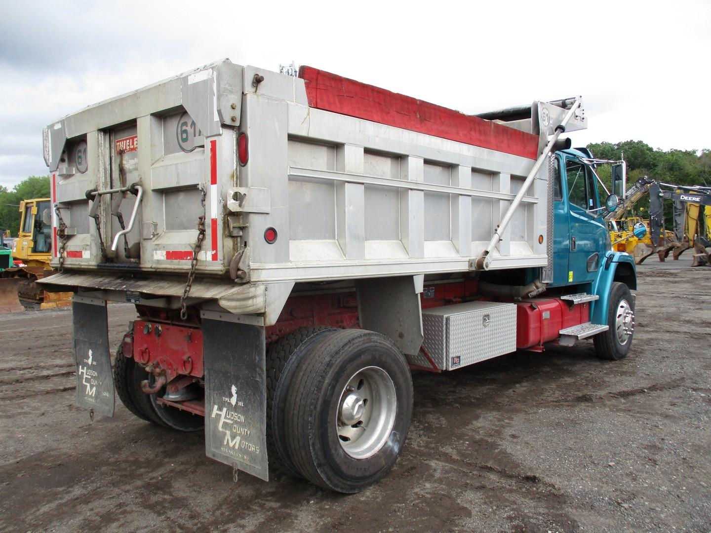 2001 Freightliner FL106 S/A Dump Truck