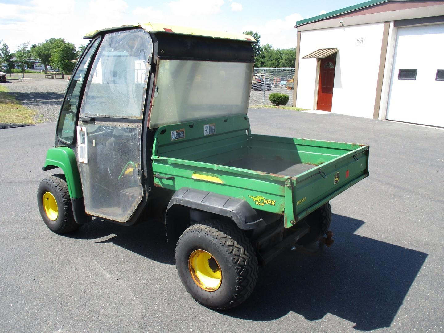 John Deere Gator