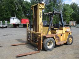 Caterpillar V150 Forklift