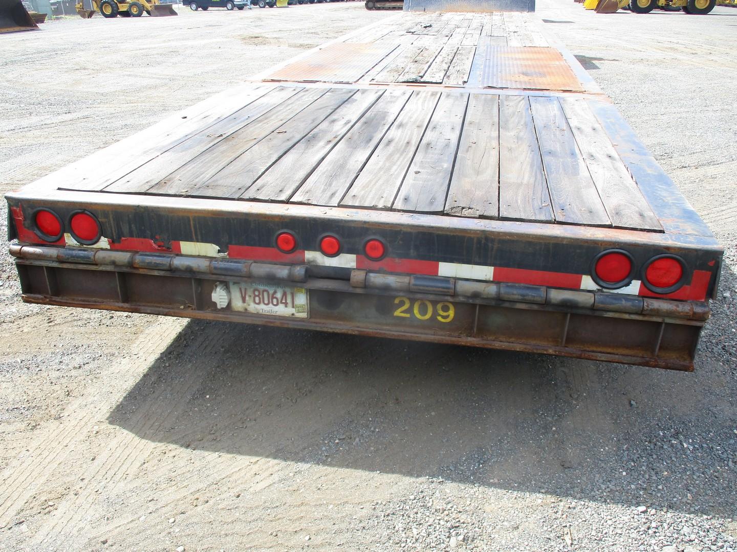 1989 Trail King T/A Recovery Trailer