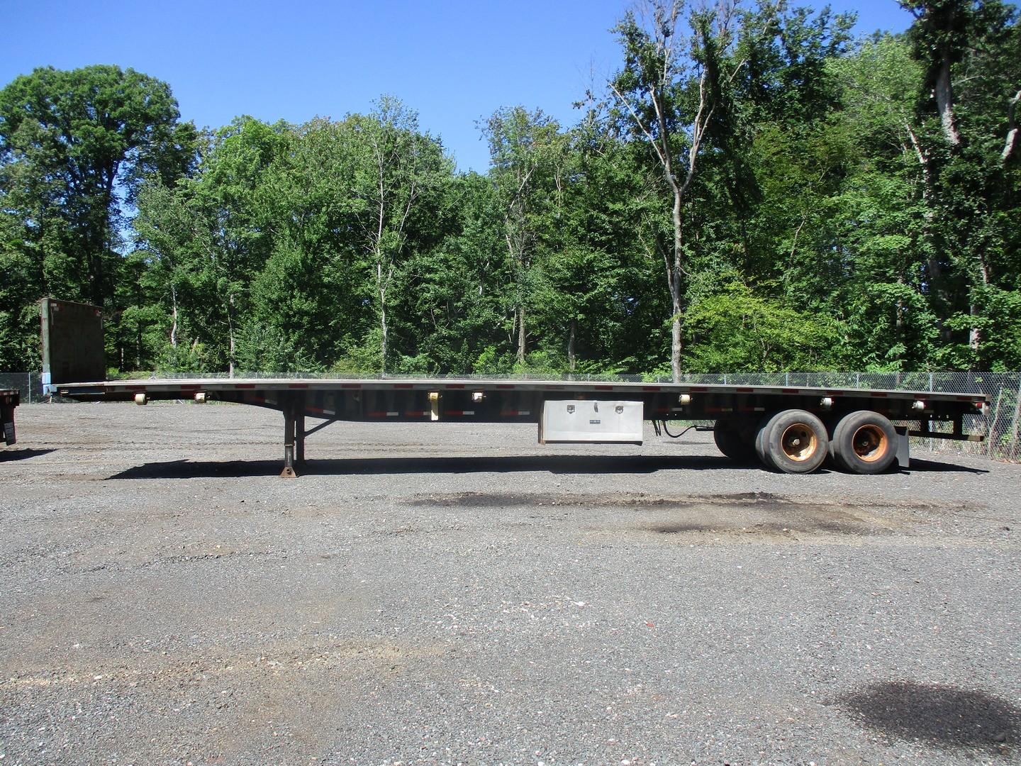 1997 Utility 48' Hi Flat T/A Trailer