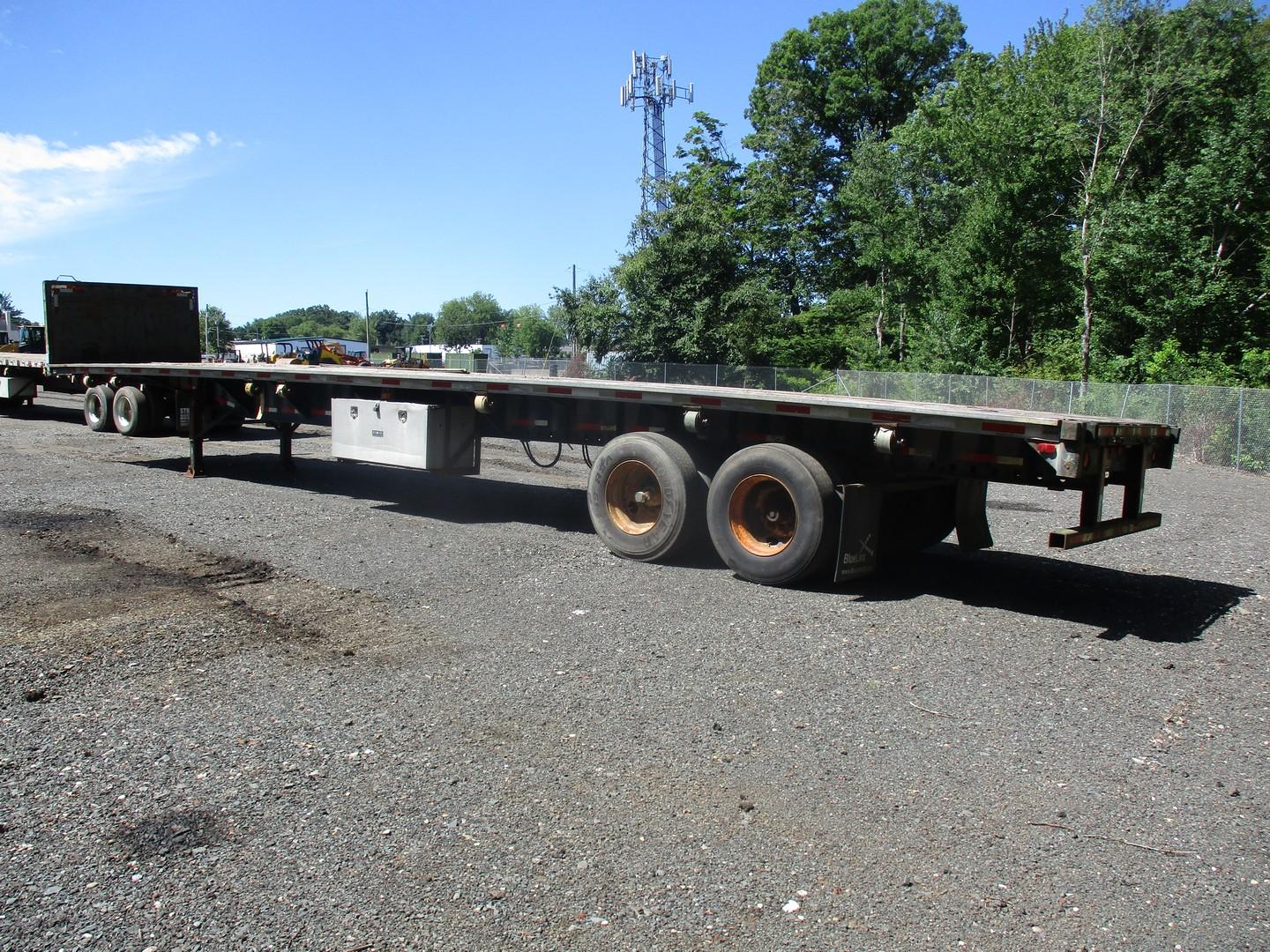 1997 Utility 48' Hi Flat T/A Trailer