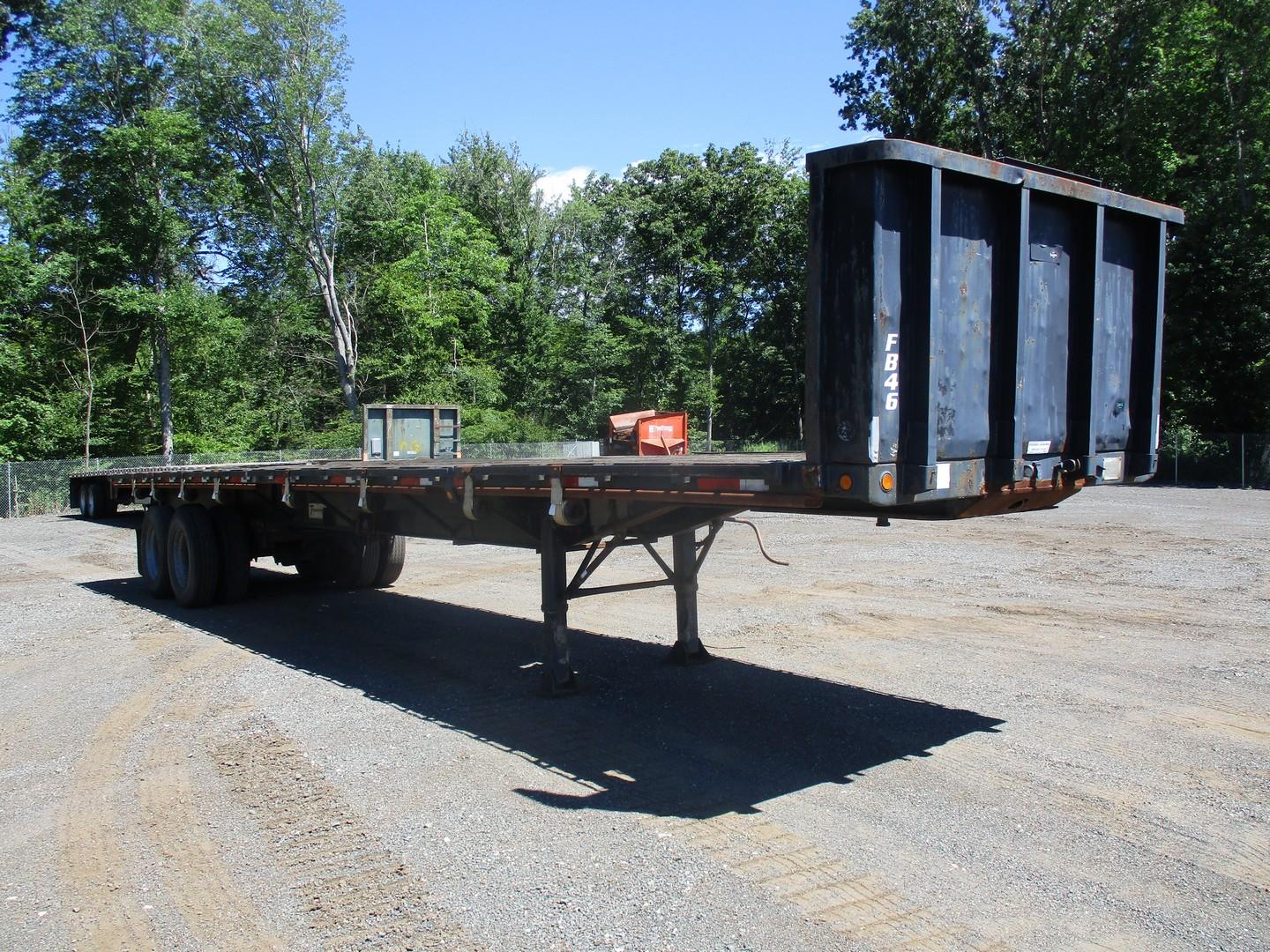 1986 Transcraft Extendable Hi Flat T/A Trailer