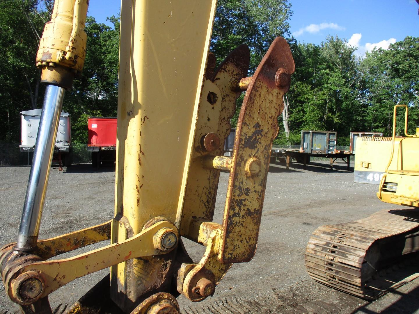 1995 John Deere 490E Hydraulic Excavator