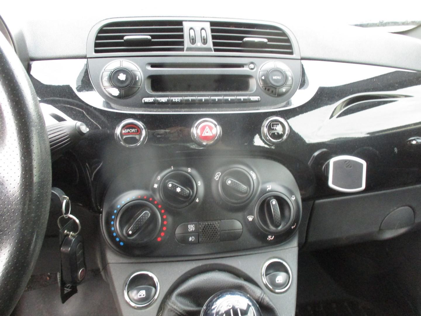 2012 Fiat 500 Automobile