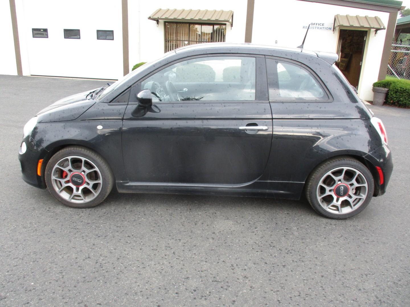 2012 Fiat 500 Automobile