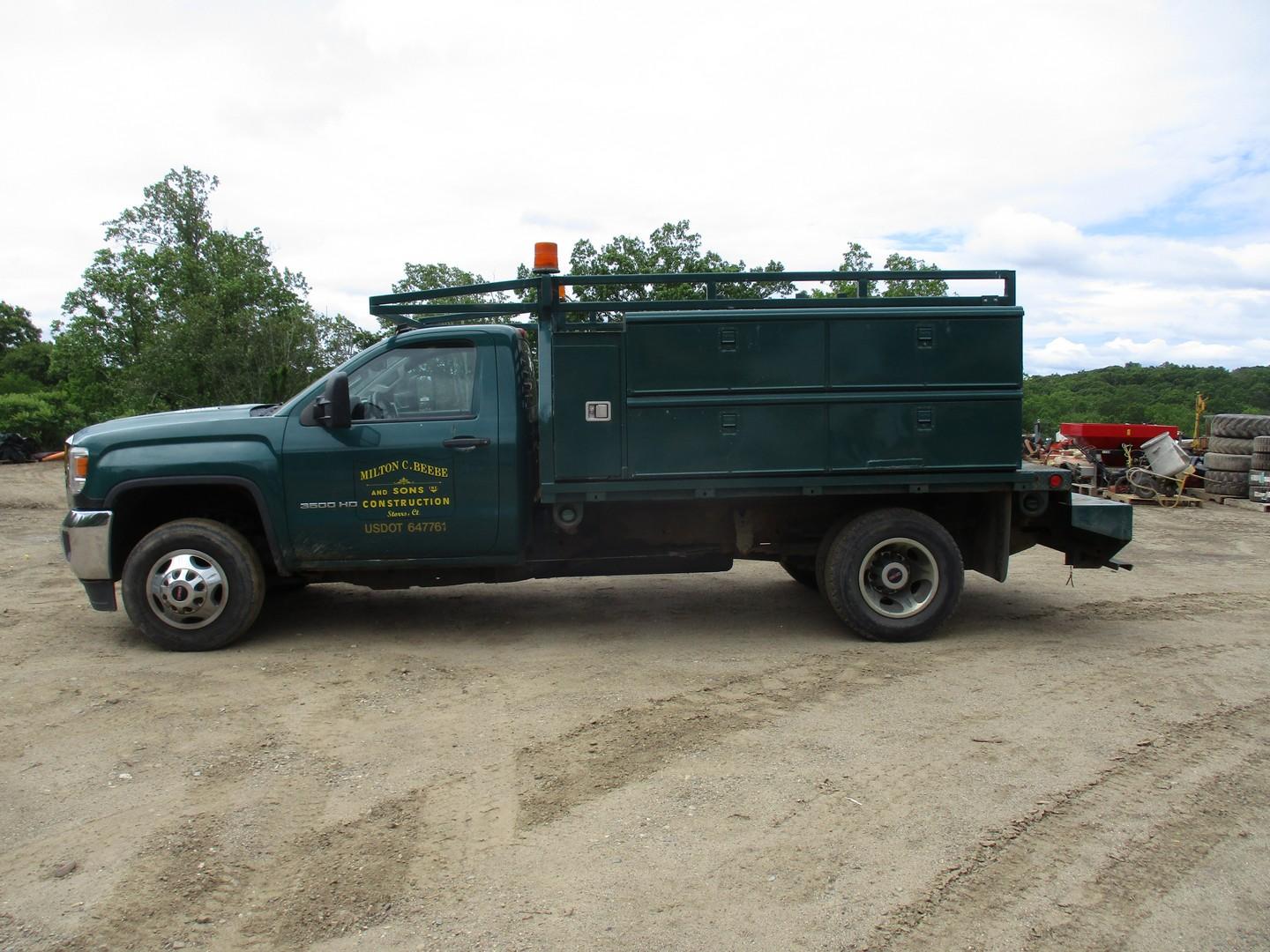 2015 GMC Sierra 3500HD Utility Truck