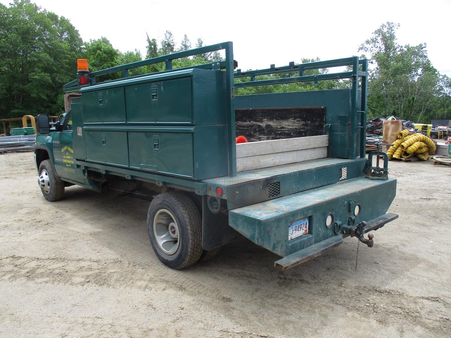 2015 GMC Sierra 3500HD Utility Truck