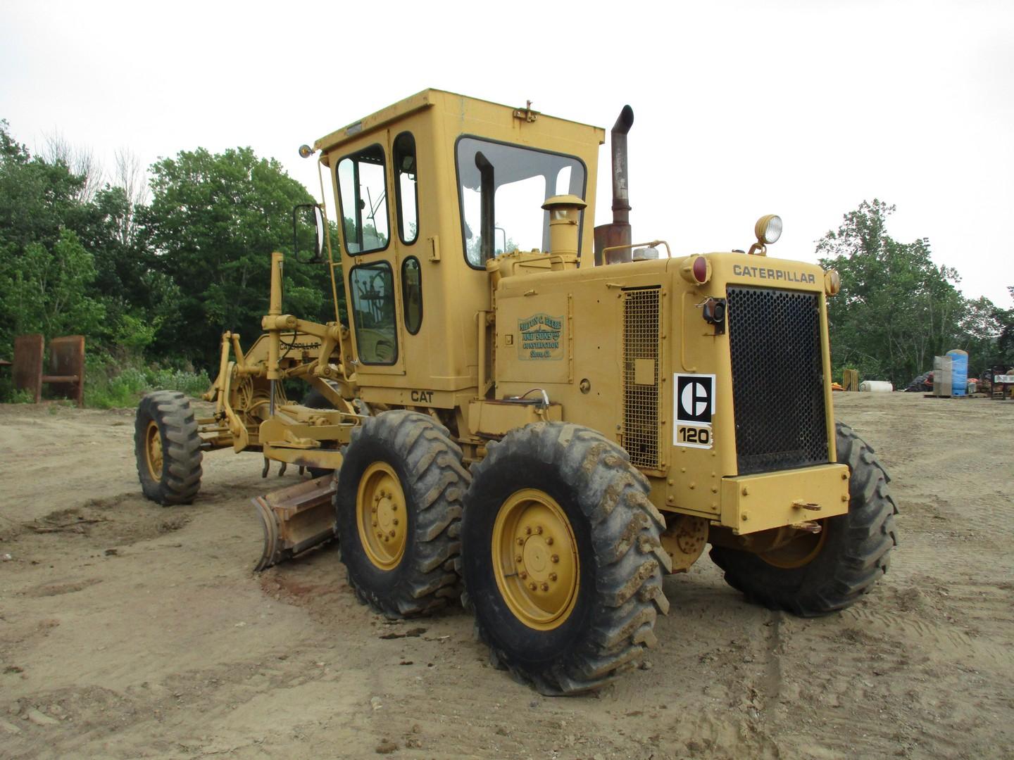 1979 Caterpillar 120G Articulated Motor Grader