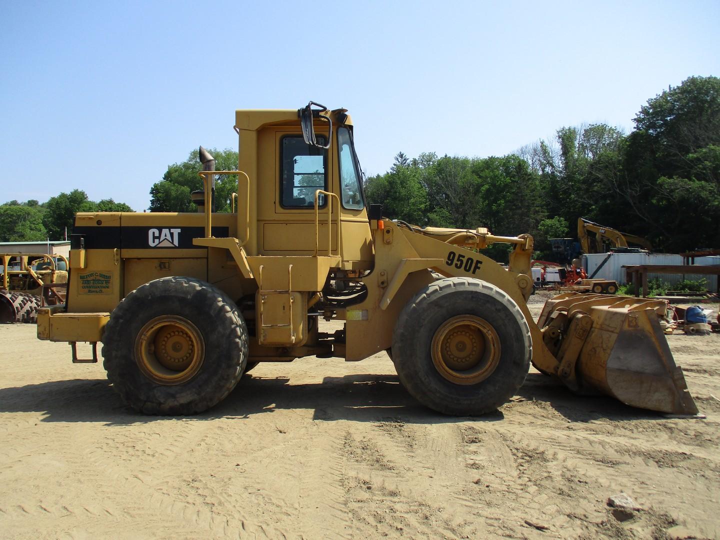 1992 Caterpillar 950F Rubber Tire Wheel Loader