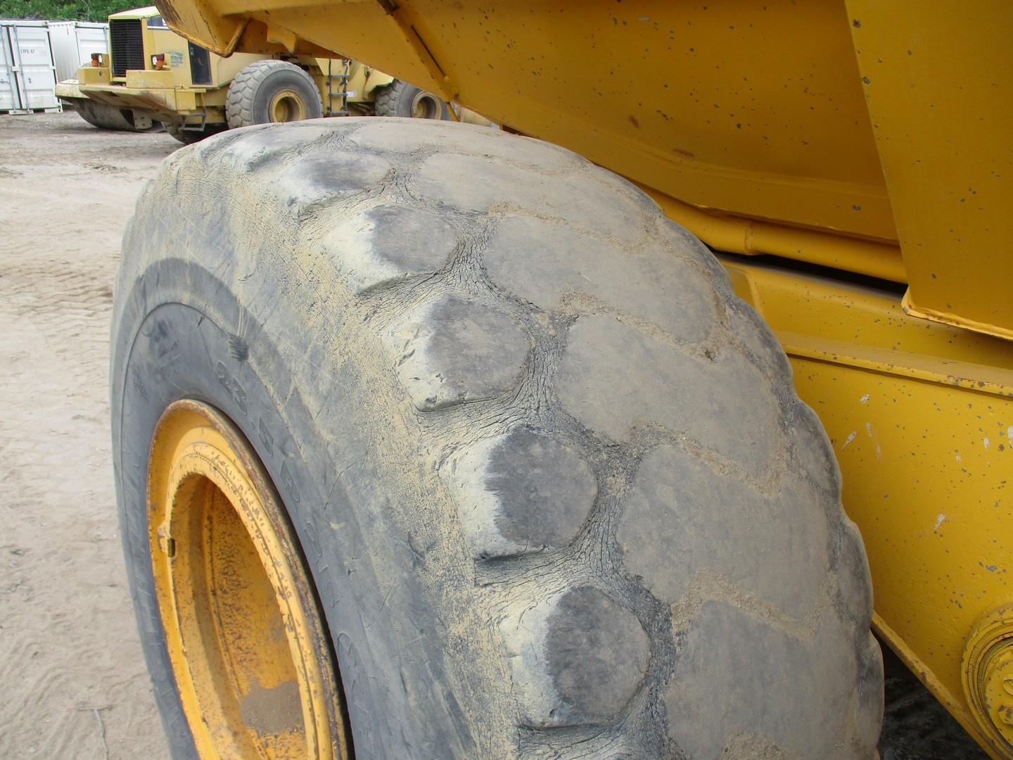 1989 Volvo A25 Articulated Haul Truck