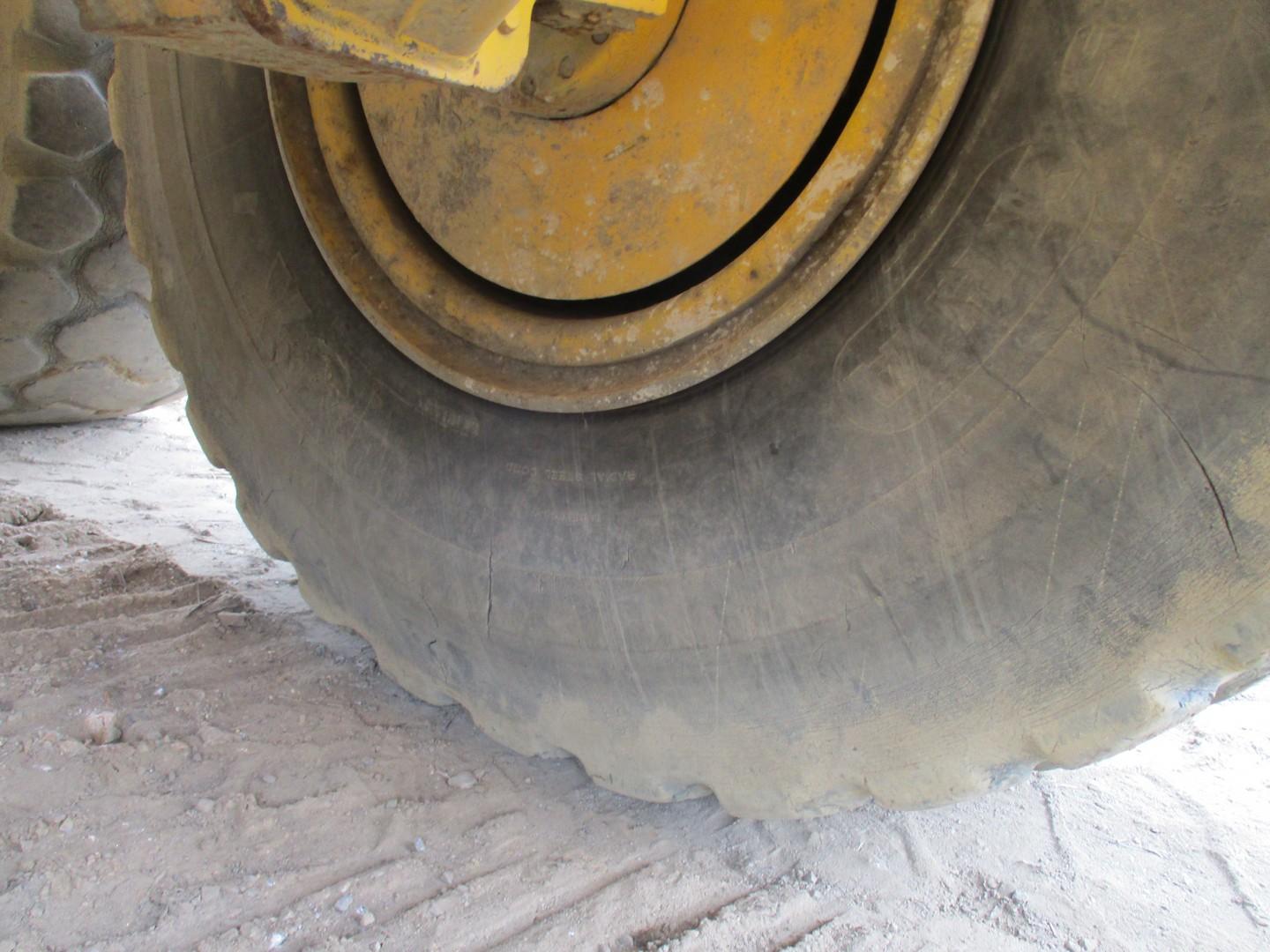 1989 Volvo A25 Articulated Haul Truck