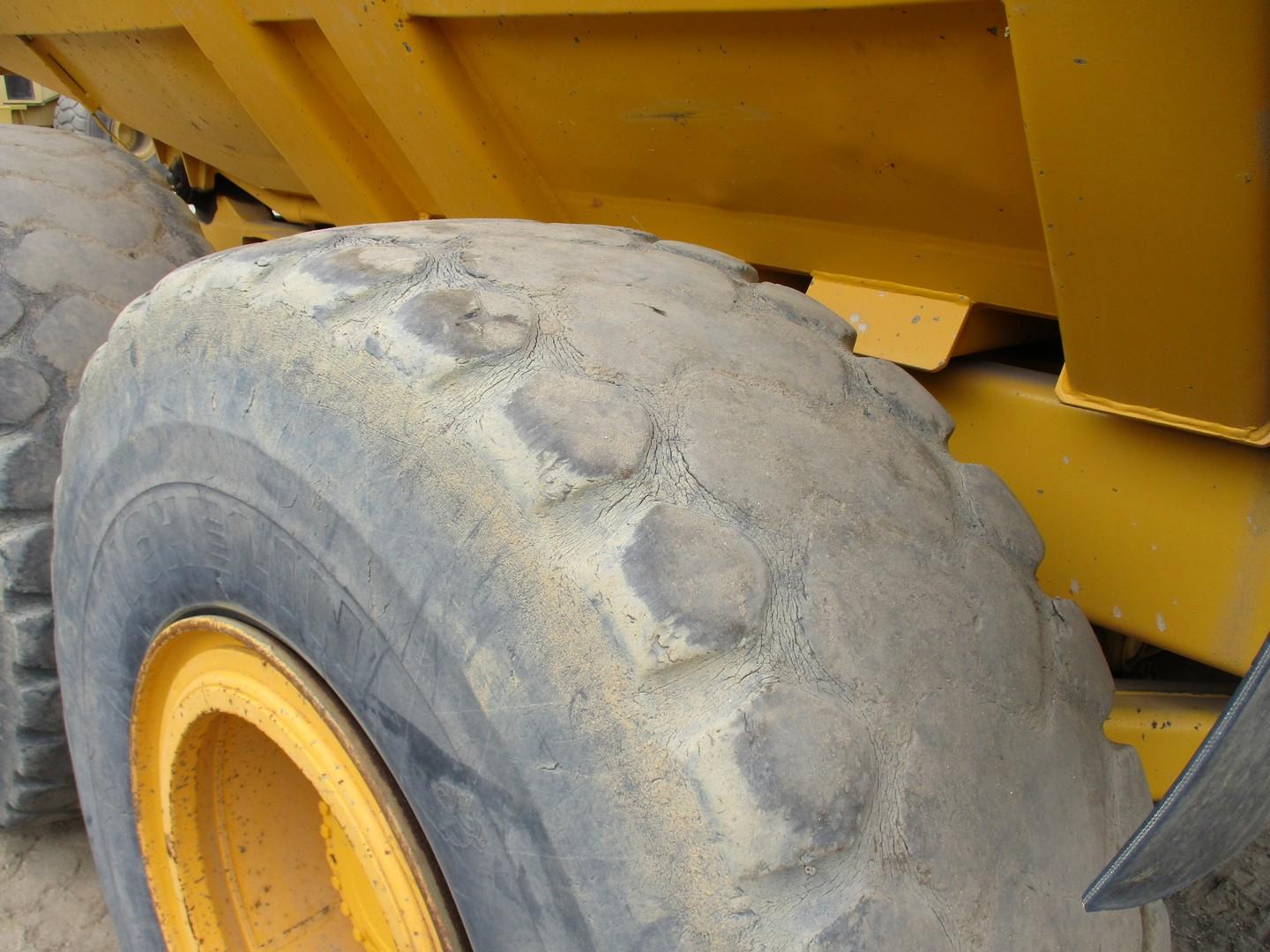 1989 Volvo A25 Articulated Haul Truck