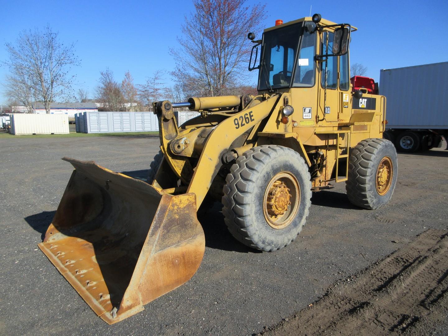 1990 Caterpillar 926E Rubber Tire Wheel Loader