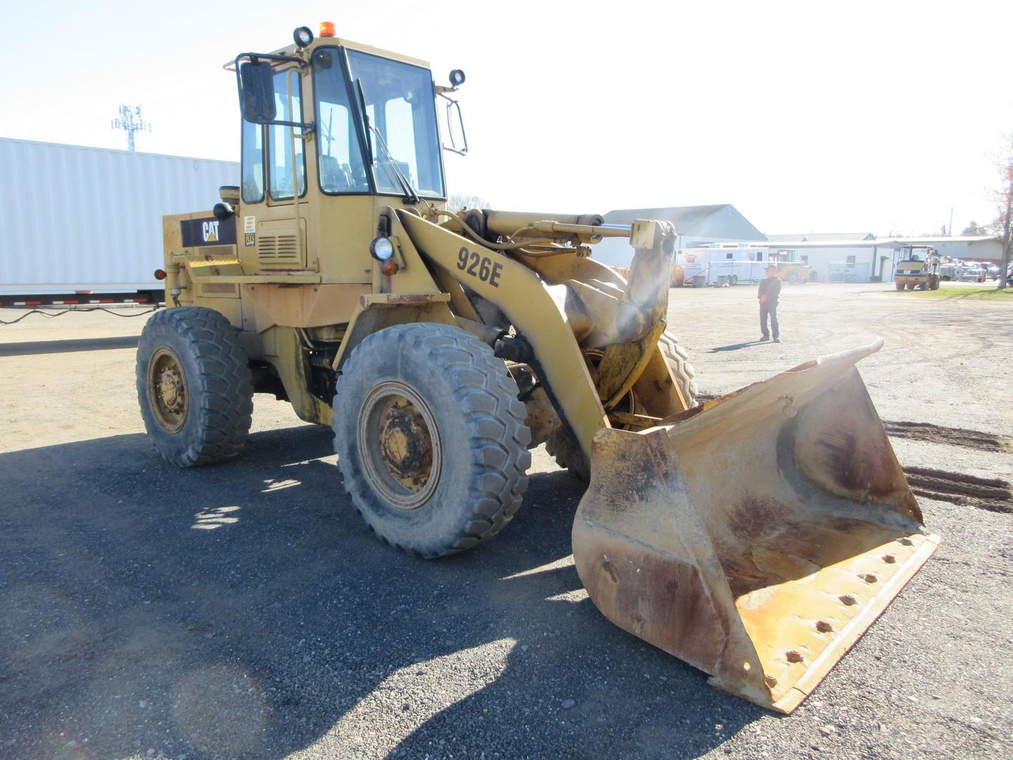 1990 Caterpillar 926E Rubber Tire Wheel Loader