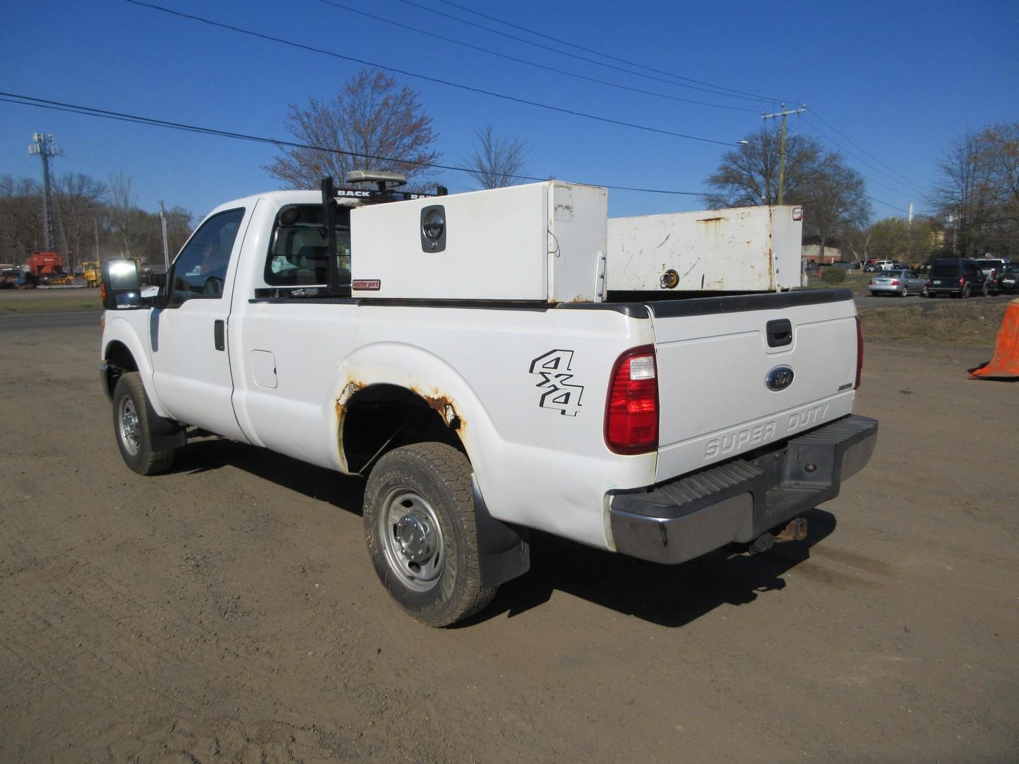 2011 Ford F-350 XL Pickup