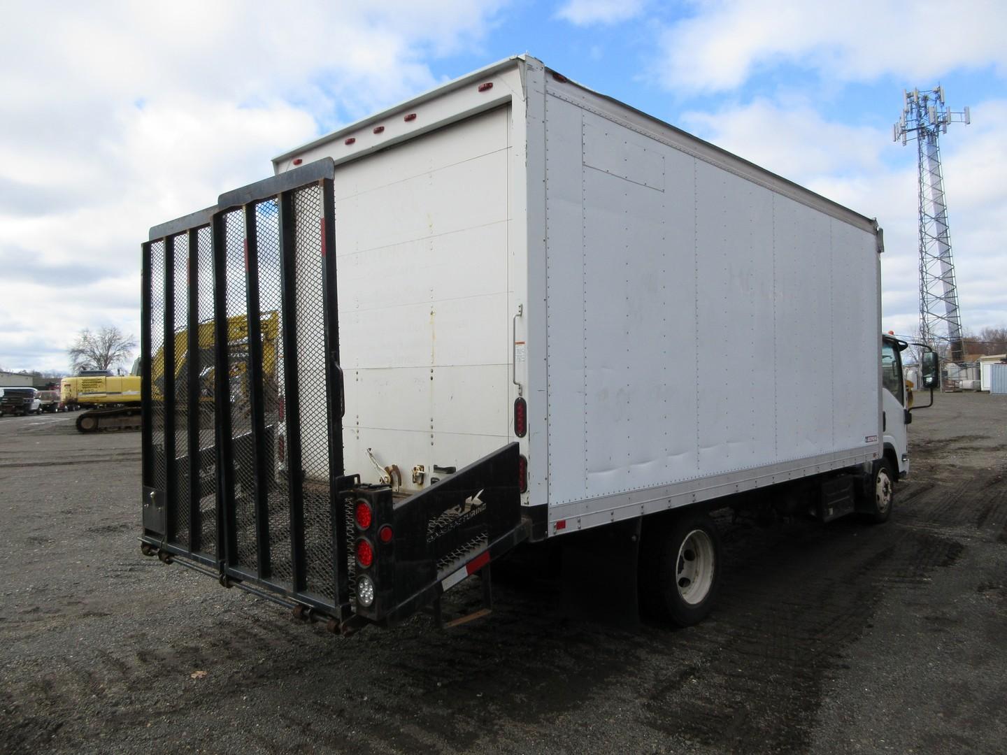 2013 Isuzu NPR S/A Box Truck