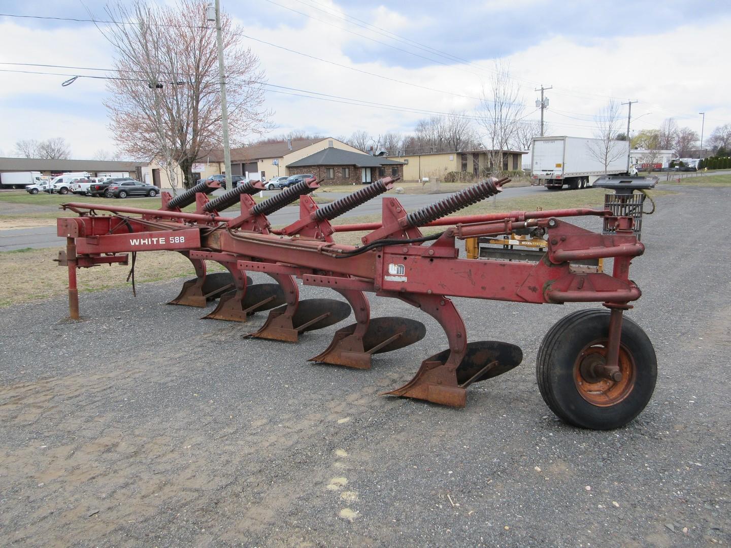 White 588 5 Bottom Plow