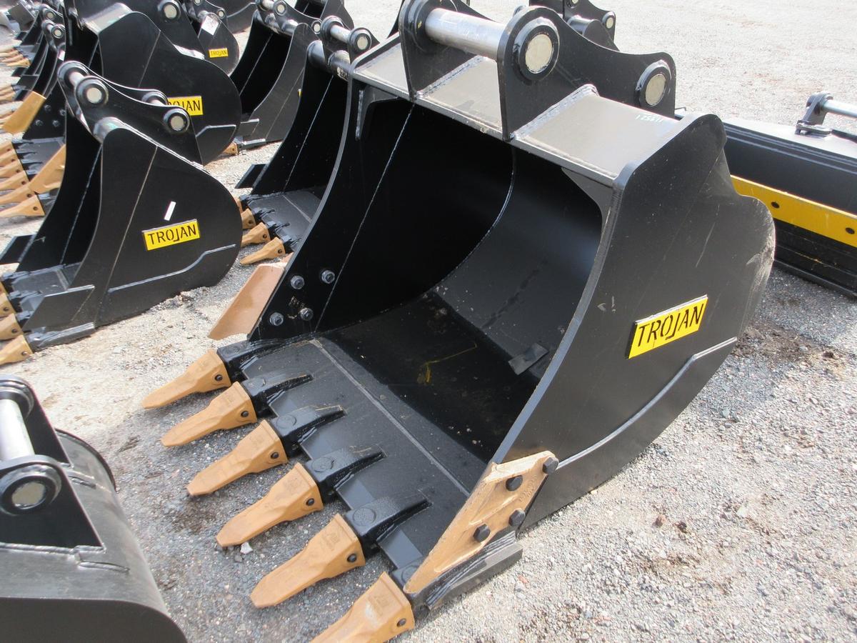 Trojan 48" Bucket With Teeth