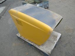 Volvo BL70 Backhoe Hood