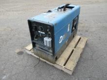 Miller Bobcat 225 Welder