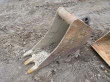 WR 12" Bucket With Teeth