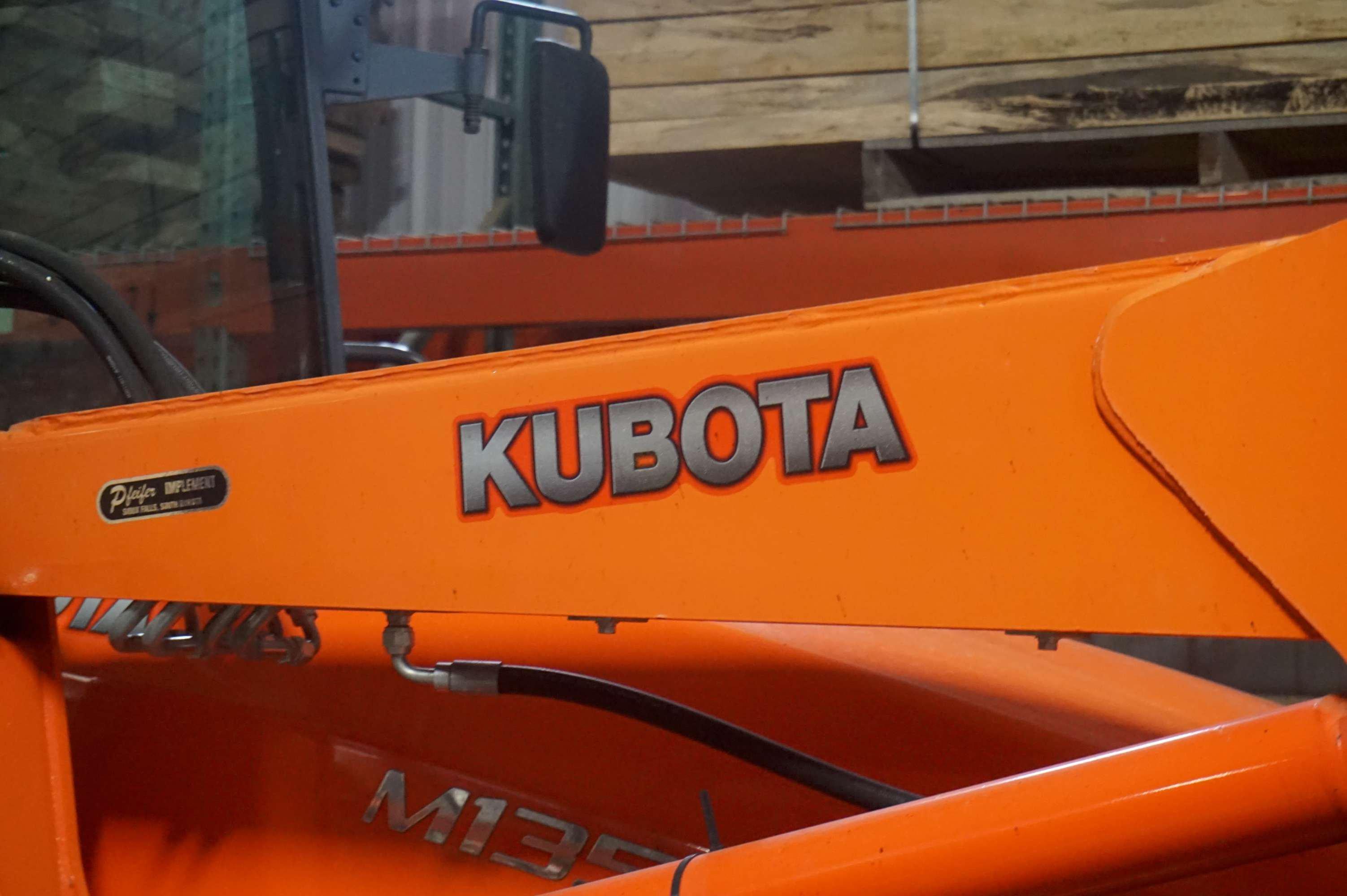 Kubota M135X DIESEL TRACTOR, 4X4, HYDRO