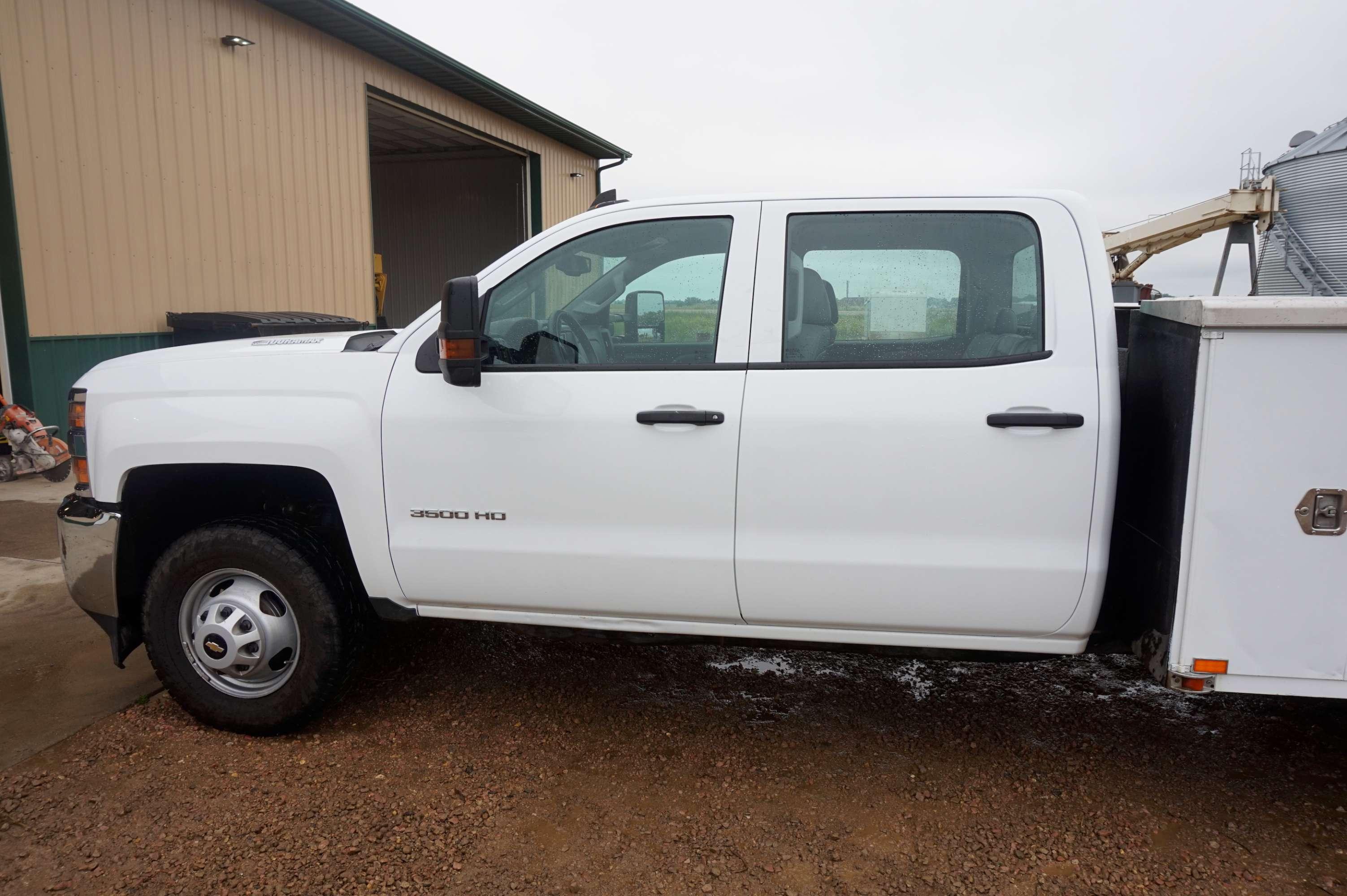 2015 Chevy Duramax diesel 4 Door