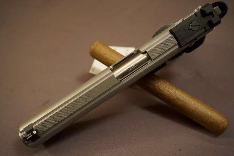 Dan Wesson Silverback 10mm Match Semi-auto Pistol
