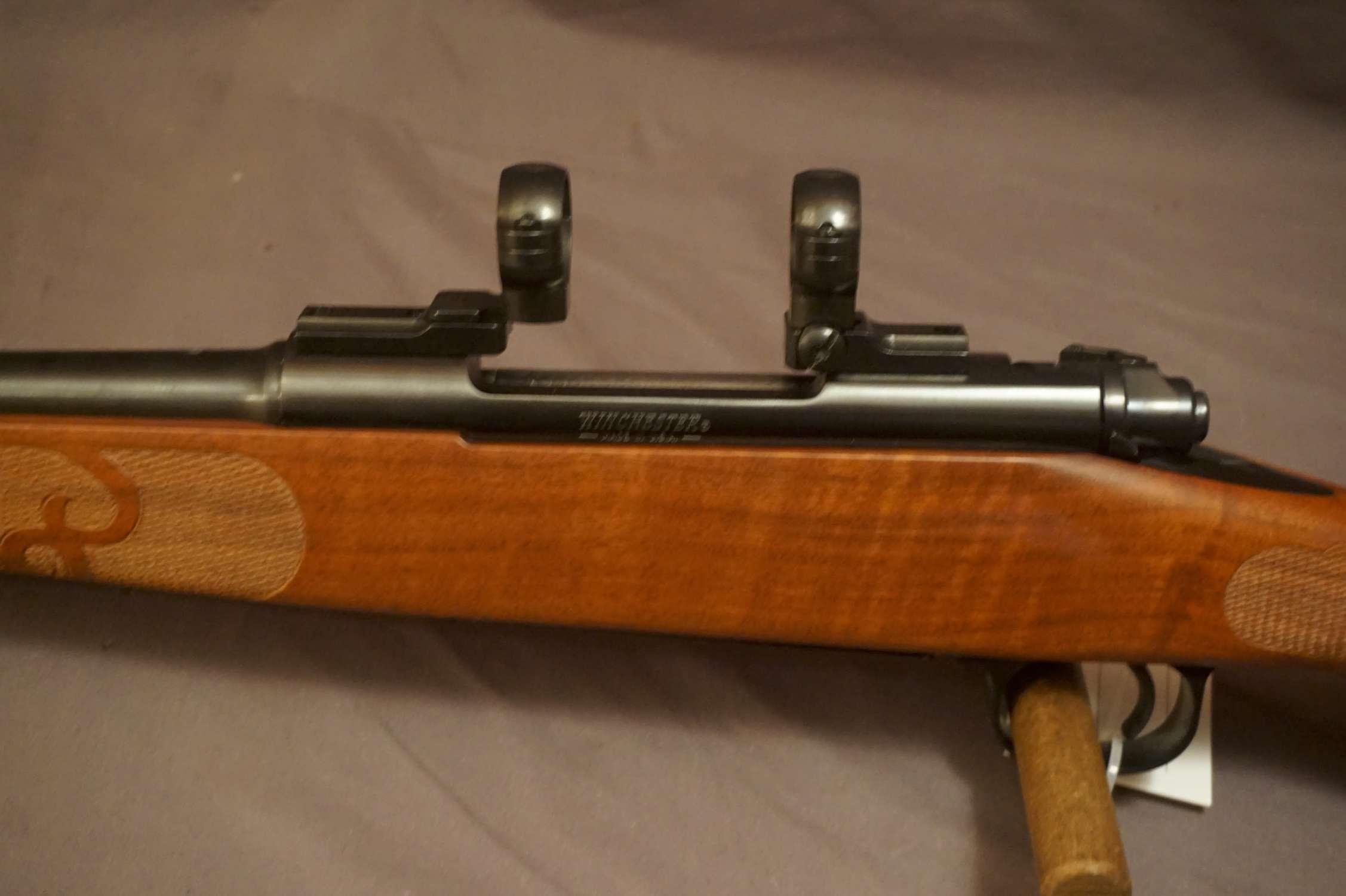 Winchester M. 70 FeatherWeight .270 B/A Rifle