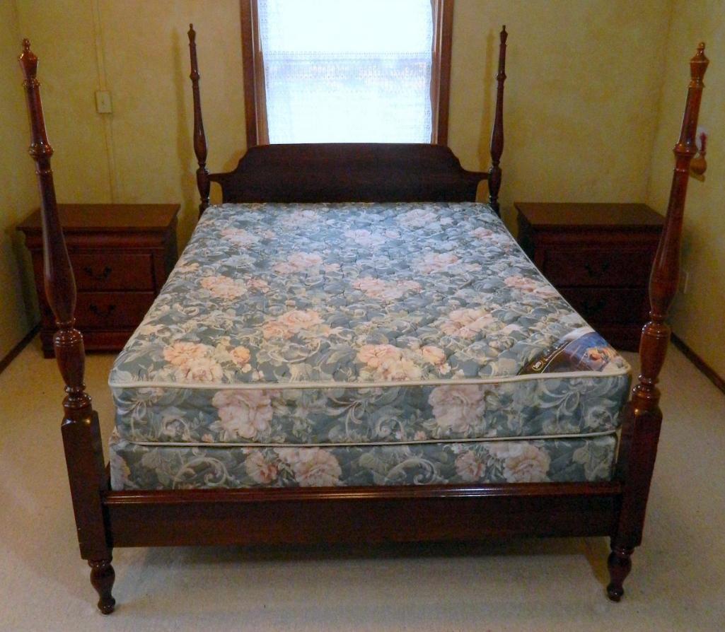 Four Post Queen Bed and Serta Mattress with Two Night Stands