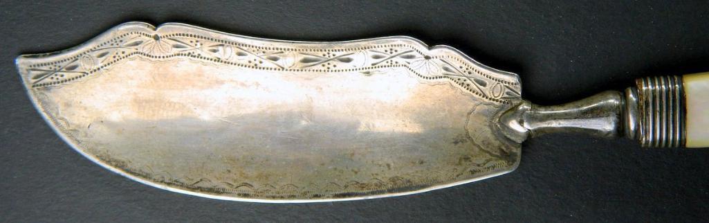 Antique 1773 John Turner Georgian Sterling and Mother of Pearl Butter Knife