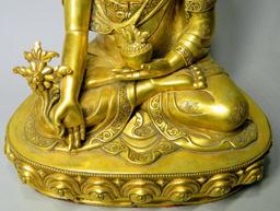 Bronze Gilt Tibetan Sitting Buddha with Headdress and Gold Vase Statue