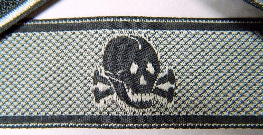 German Waffen Elite TOTENKOPF EM Cuff Title