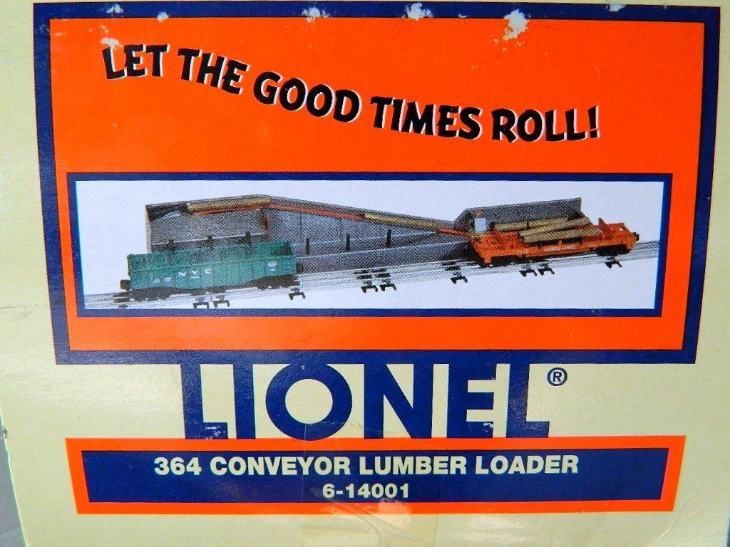 Lionel 364 Conveyor Lumber Loader, NIB