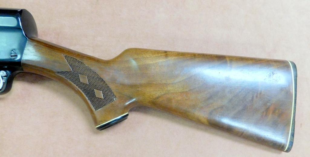 Savage 750 C, 12 Gauge Semi-auto Shotgun