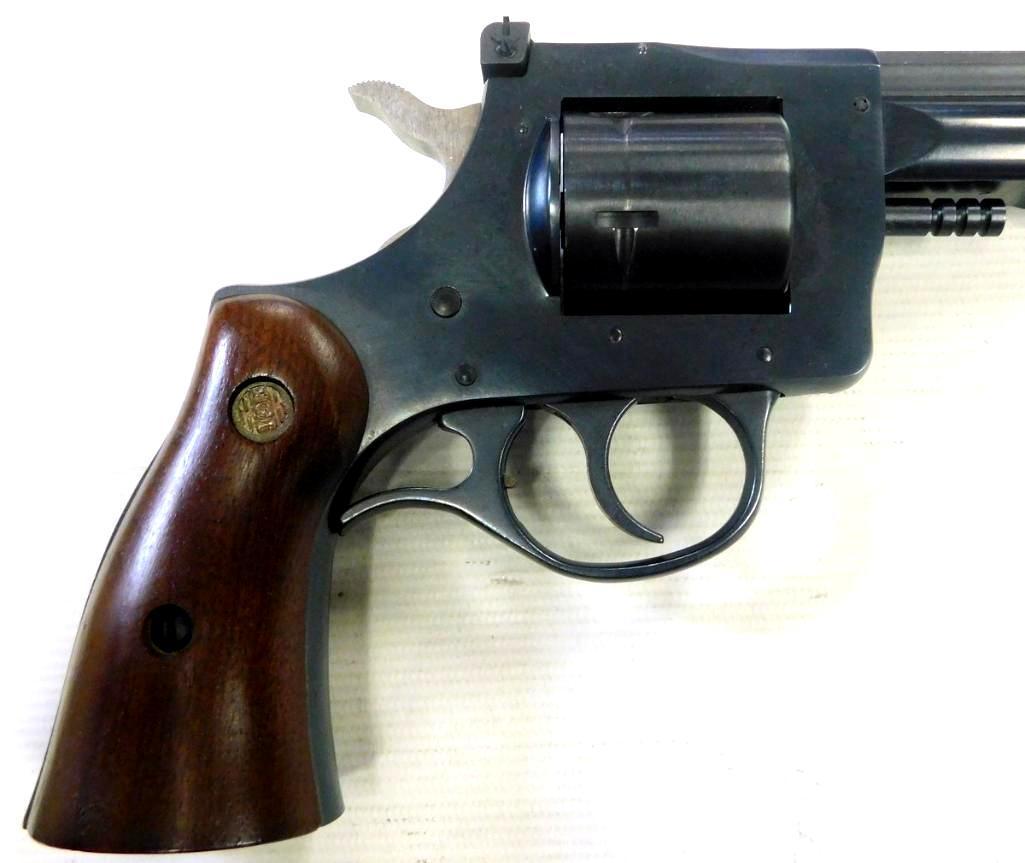 Harrington & Richardson Model 504 .32 Mag Caliber Revolver with Box