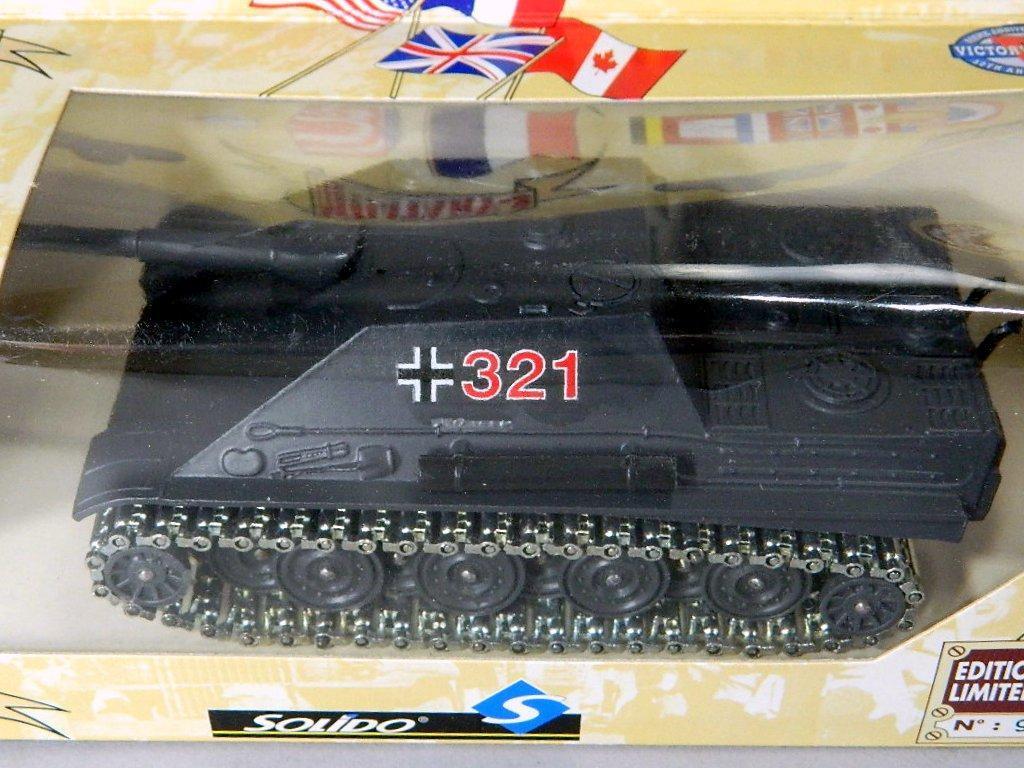 Solido Die-Cast Tanks: Victory JagDPanther and Batailles-Battles Tigre