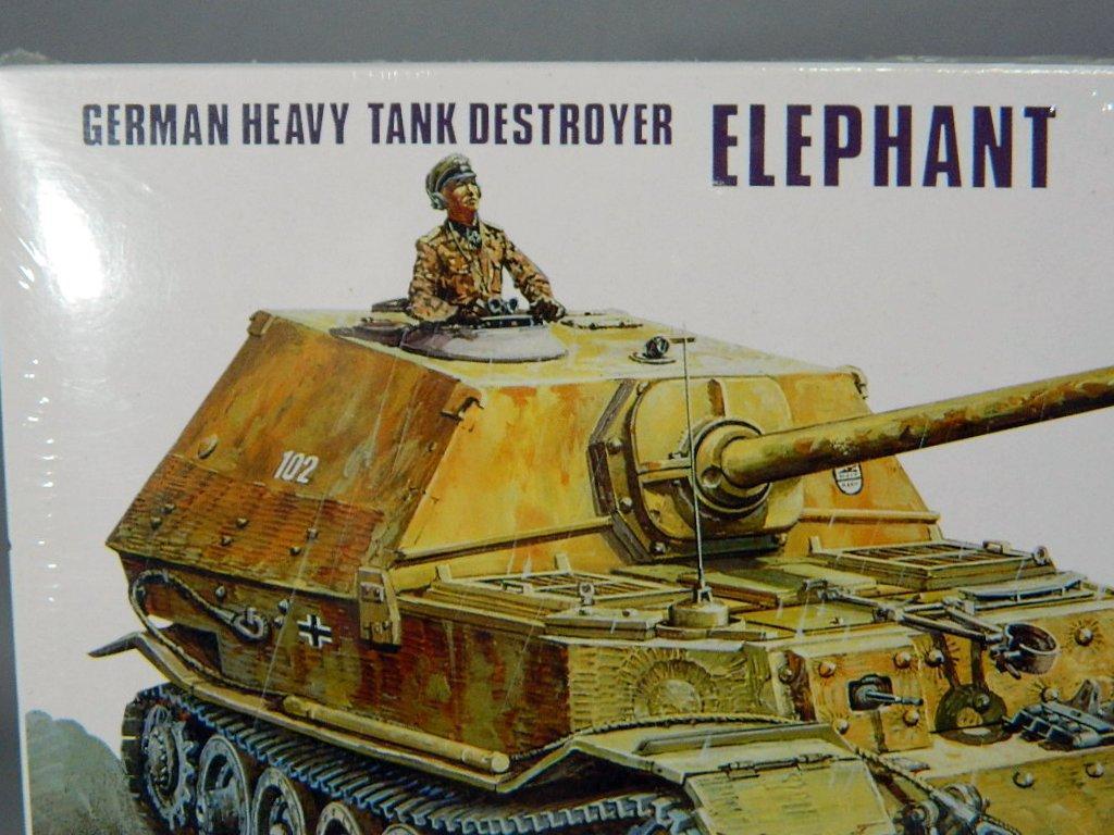 Fujimi Model Tanks: German Heavy Tank Destroyer Elephant and German Heavy Tank Tiger-1