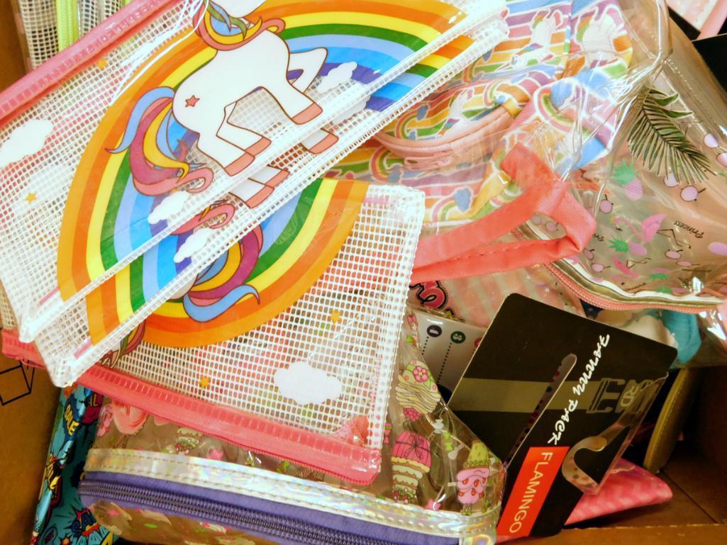 Big Box of Unicorn and Rainbow Pocketbooks