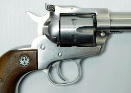 Ruger New Model Single-Six .22LR / .22WMR Revolver, Stainless