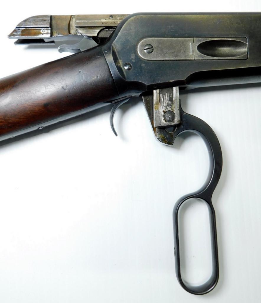 Winchester Model 1886, 45-90 W.C.F. Caliber Lever-action Rifle