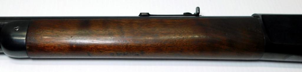 Winchester Model 1886, 45-90 W.C.F. Caliber Lever-action Rifle